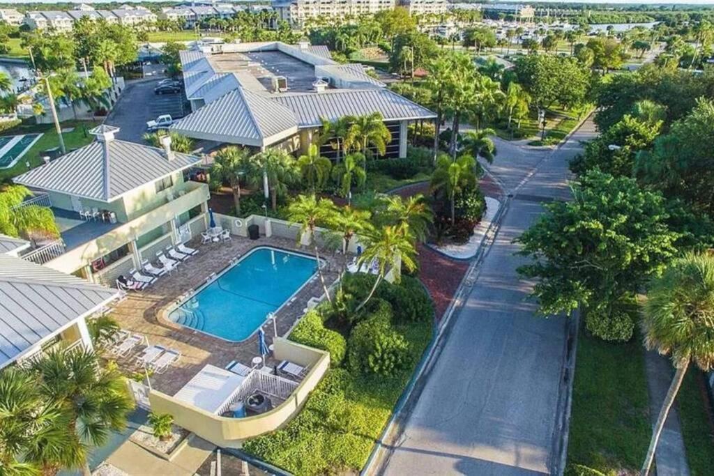 Bay View, Studio206, Beach Steps Away! Pool+Wifi رسكن المظهر الخارجي الصورة
