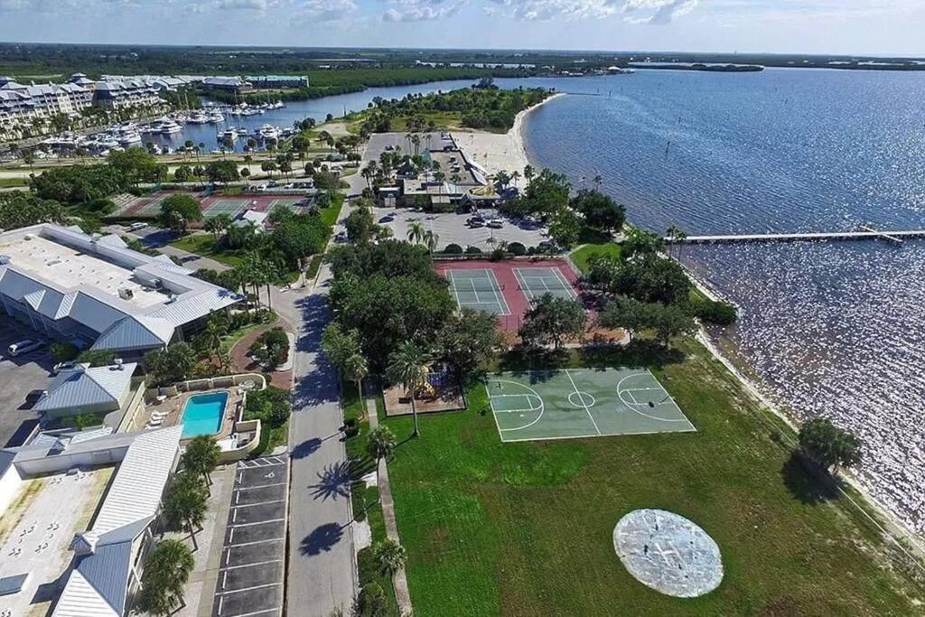 Bay View, Studio206, Beach Steps Away! Pool+Wifi رسكن المظهر الخارجي الصورة