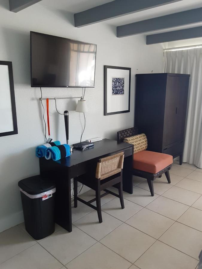 Bay View, Studio206, Beach Steps Away! Pool+Wifi رسكن المظهر الخارجي الصورة