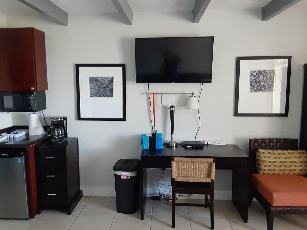 Bay View, Studio206, Beach Steps Away! Pool+Wifi رسكن المظهر الخارجي الصورة