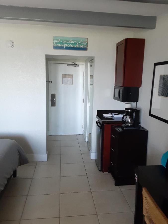Bay View, Studio206, Beach Steps Away! Pool+Wifi رسكن المظهر الخارجي الصورة